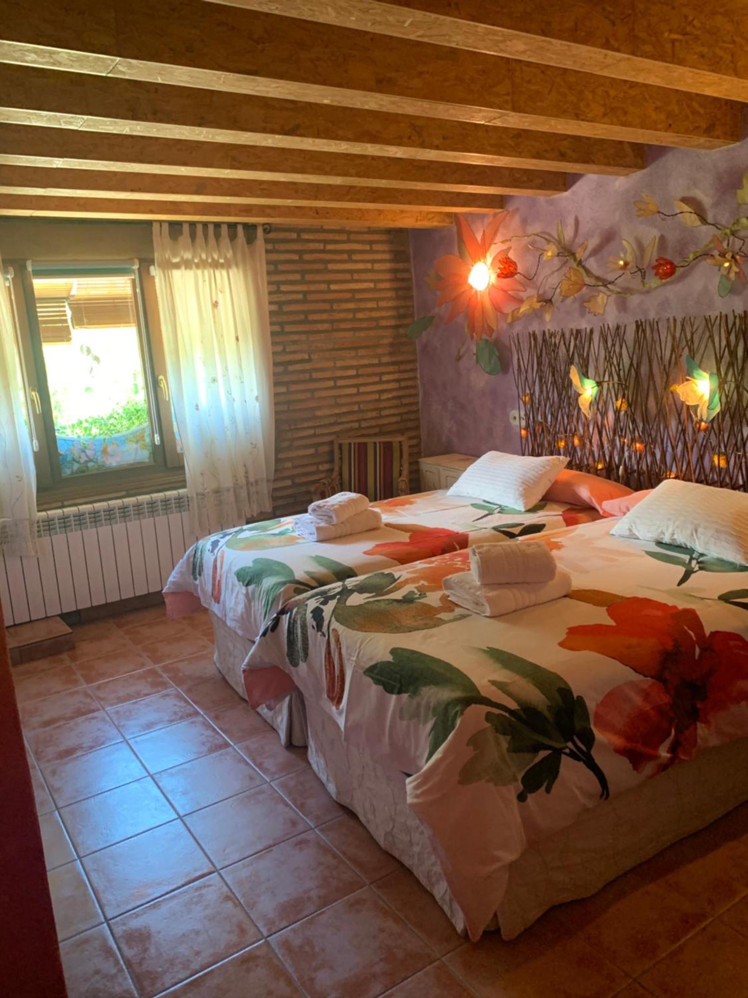 Casa El Pelaire Guest House Perarrua ภายนอก รูปภาพ